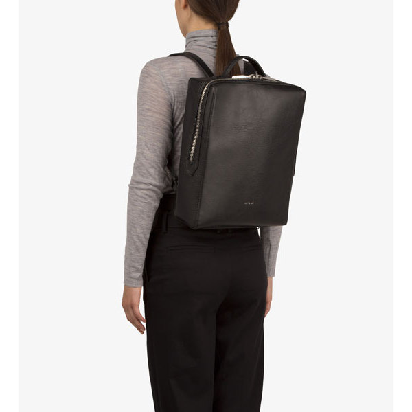 Black Vegan Woman Backpack Kowloon Matt Nat