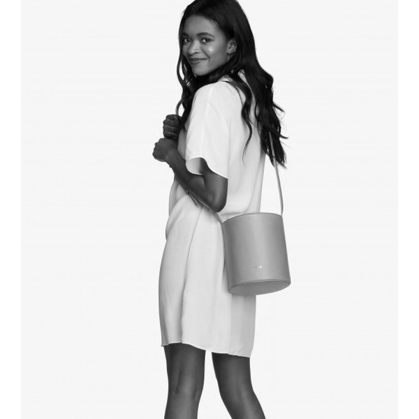 matt and nat bucket bag