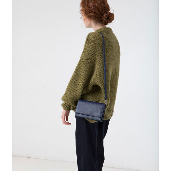 matt and nat bee crossbody
