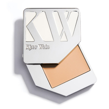 Foundation - Ethereal Kjaer Weis - Ethereal Foundation cream