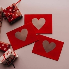 E-Gift card (choose the amount) E-Gift card