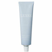 Refining Cleanser - Micro-exfoliating Botanicals & Charcoal LESSE - Refining Cleanser