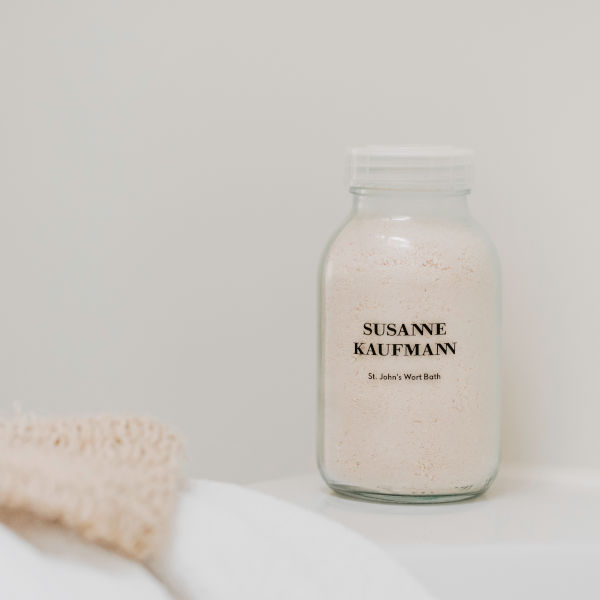 Susanne Kaufmann - St. John`s Wort Bath  Susanne Kaufmann - St. John`s Wort Bath