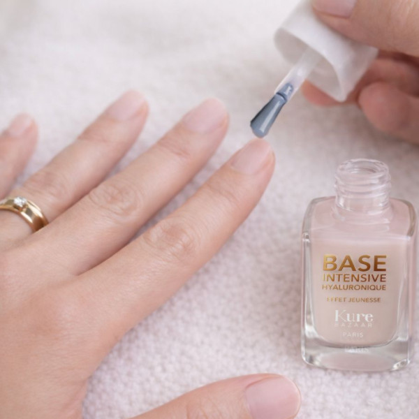 Kure Bazaar - Base Intensive Hyaluronique Effet Jeunesse Kure Bazaar - Base Intensive Hyaluronique Effet Jeunesse
