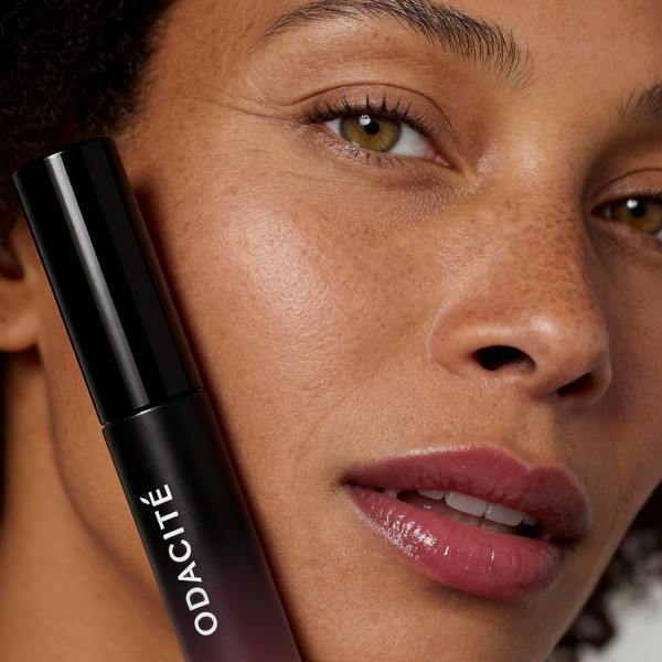 Odacit&eacute; - SPF 40 Nourishing Lip Serum - Jazz Berry