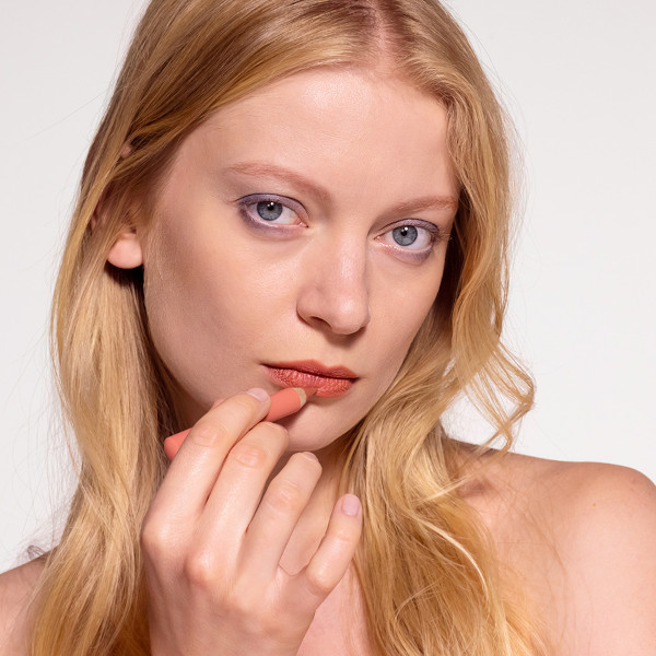 Dr. Hauschka - Organic Lip crayon 01 - Peach