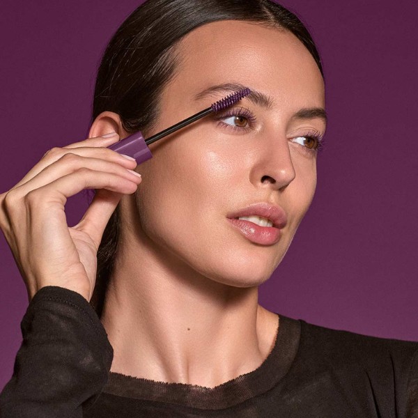 Dr. Hauschka - Long Lasting Mascara 03 - Plum Dr. Hauschka - Long Lasting Mascara 03 - Plum