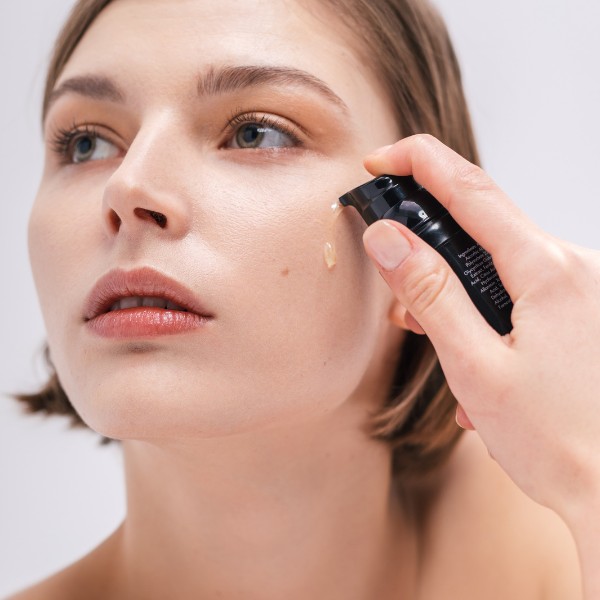Azra Botanical Simplicity - Super Glow Serum Azra Botanical Simplicity - Super Glow Serum