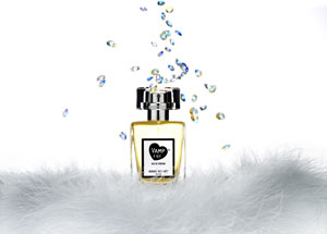 Vamp NY, the best-selling organic eau de parfum from Honoré des Prés width=