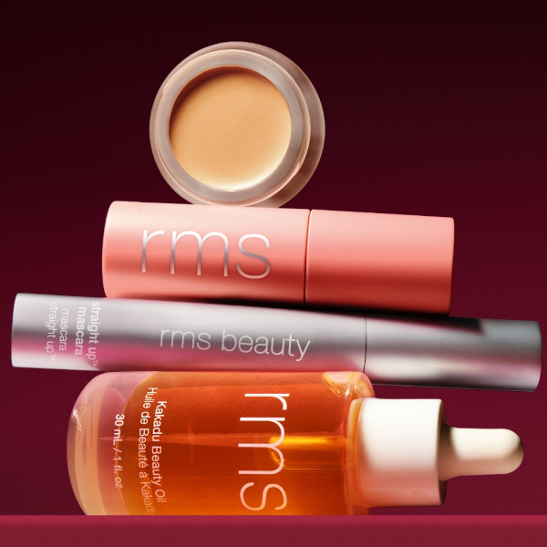 Organic make-up products for the complexion RMS Beauty